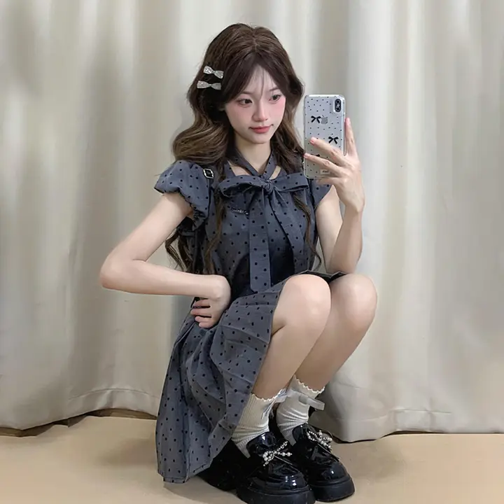 夏用アカデミックスタイルのグレー水玉ワンピース【ウエストリボン付き・プリーツスカート】