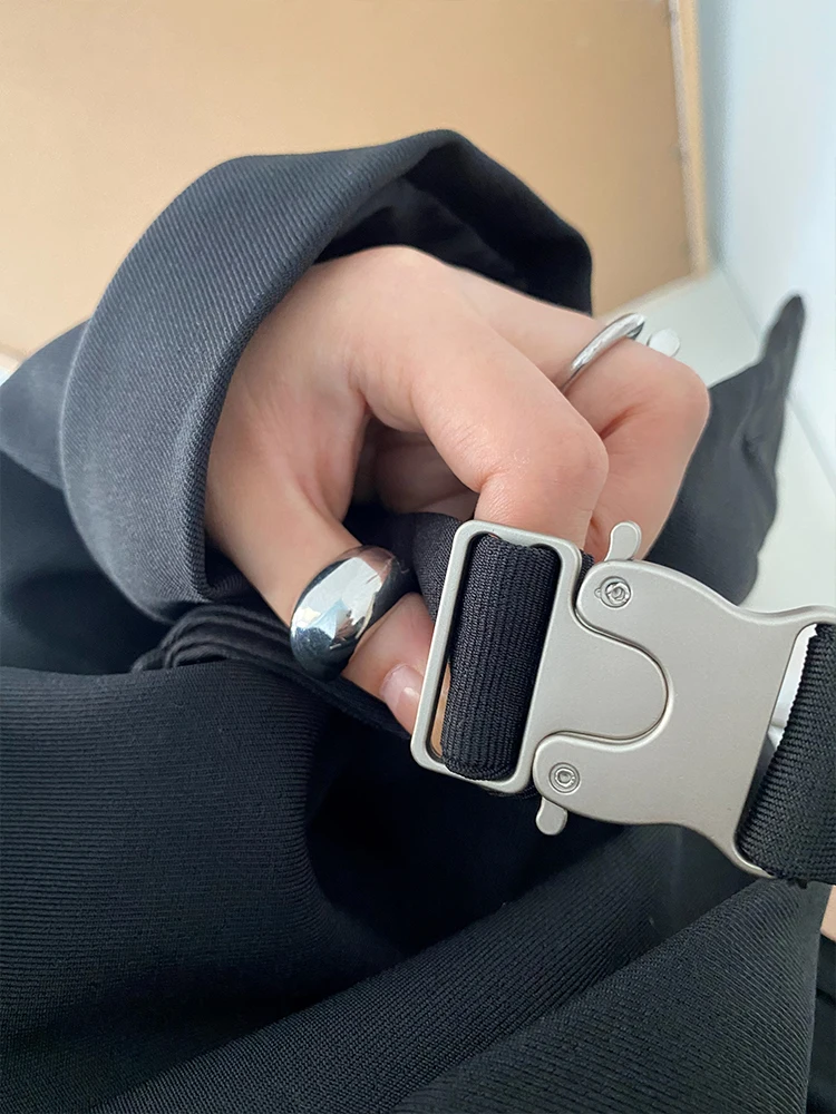 スーツジャケット ゆったりとした 不規則デザイン 2本のリボン 男女兼用 ドレープ感：カーキとネイビーの組み合わせでビジネスシーンを刷新