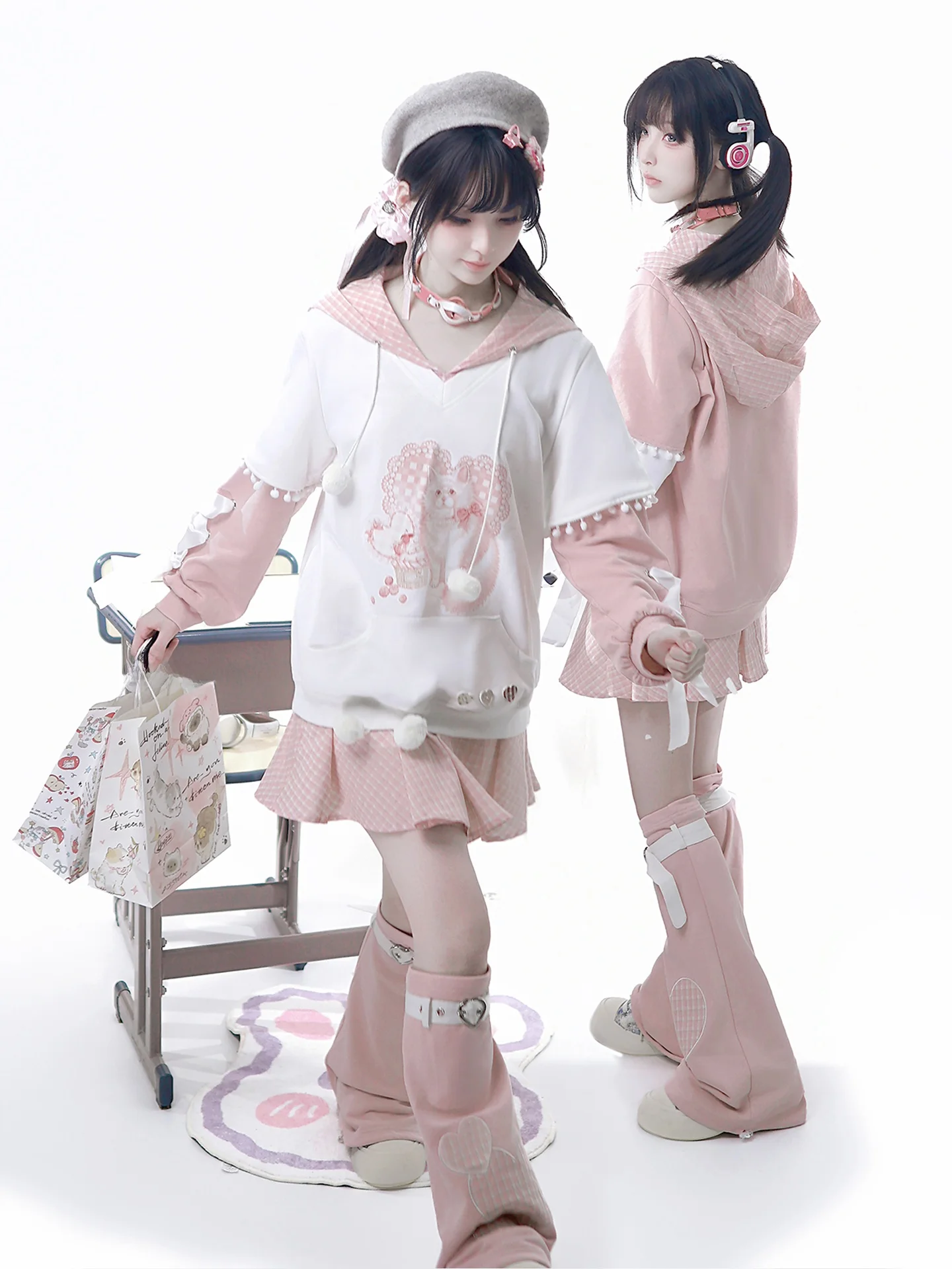 可愛い猫デザインのハート付きリボンセーターとスカート：アクティブキュート似合う服の実用性とスタイル選定ガイド