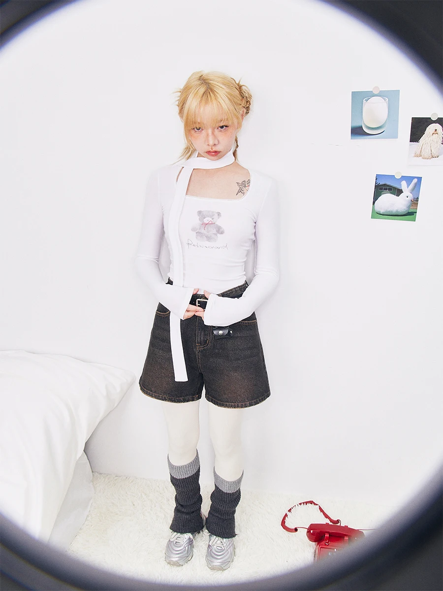 ヴィンテージ風デザインのデニムショートパンツ【洗い加工・ブラック】（セットアップ対応）