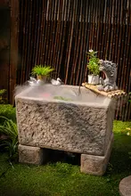 庭園用石製魚槽【四角形・水流付き・バルコニー用景観装飾】