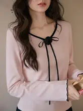 大きいサイズのVネック長袖Tシャツ【インナー・外着用・ピンク・秋用】