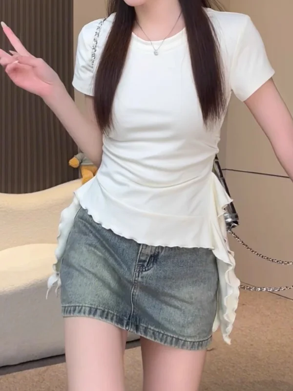 通勤スタイルで悩むあなたへ：tシャツ レディース コーデの選び方って何？