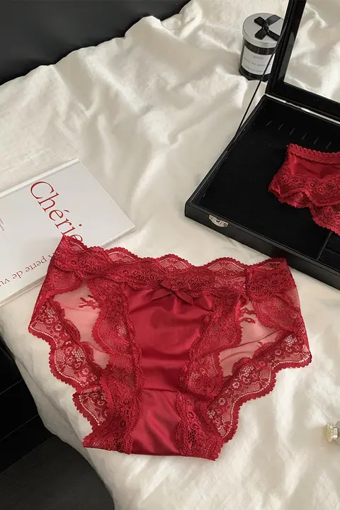 三角ショーツ レディース レース ローライズ ピュアセクシー ガーリー レッド 開運 「Hottie」