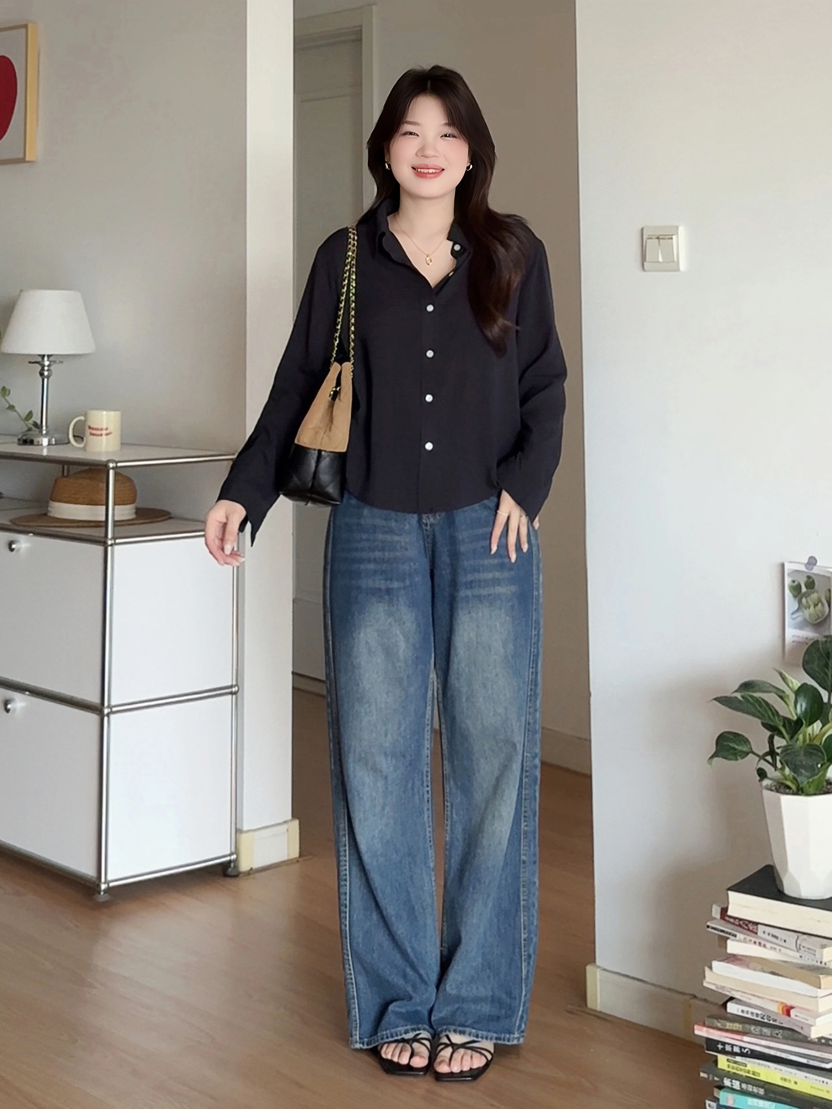 40代の通勤スタイルに「シースルーシャツ」は必要？リアルな着こなしの答えを教えます
