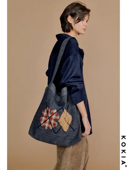 レトロなダイヤモンド刺繍デザインの大容量デニムエコバッグ【リサイクル素材・趣味のピースワーク】