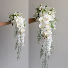 高級感ある滝のような造花ブーケ【ウェディング・フォトスタジオ用・カップル記念日用】