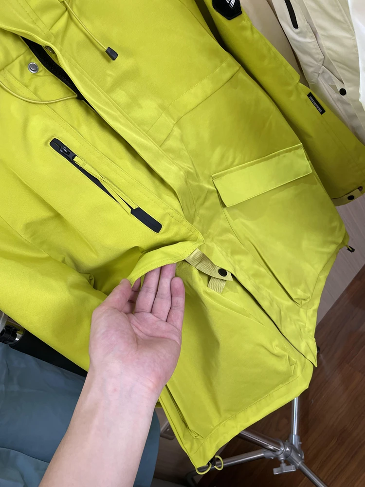 レインスーツ アウトドア どんなもの？迷彩の防水アウターが秋の日常を救う理由とは