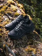 ERKE アウトドア登山シューズ【通気性・ブラック・メンズ・軽量デザイン】