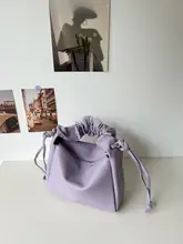 柔らかい牛革製のダンプバッグ【シンプルデザイン・肩掛け・クラウド型】