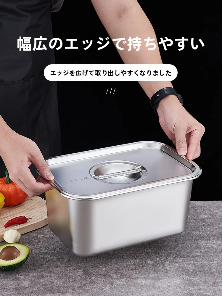 キッチンをスッキリ整理！収納グッズおすすめ｜ステンレストレイの実用性徹底解説