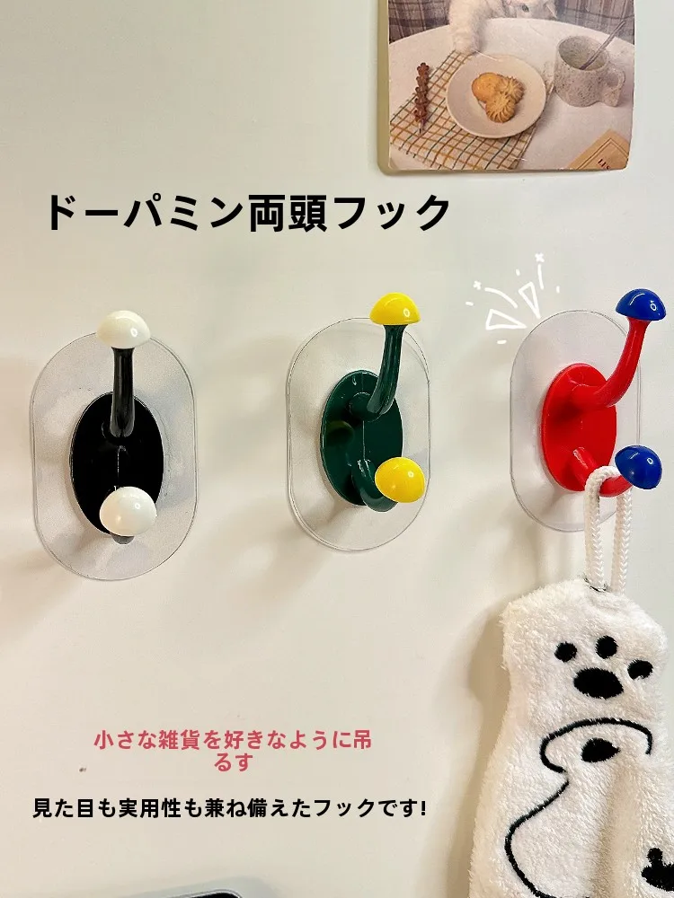 穴を開けない壁用フック：強力粘着フックの実用性と設置ガイド