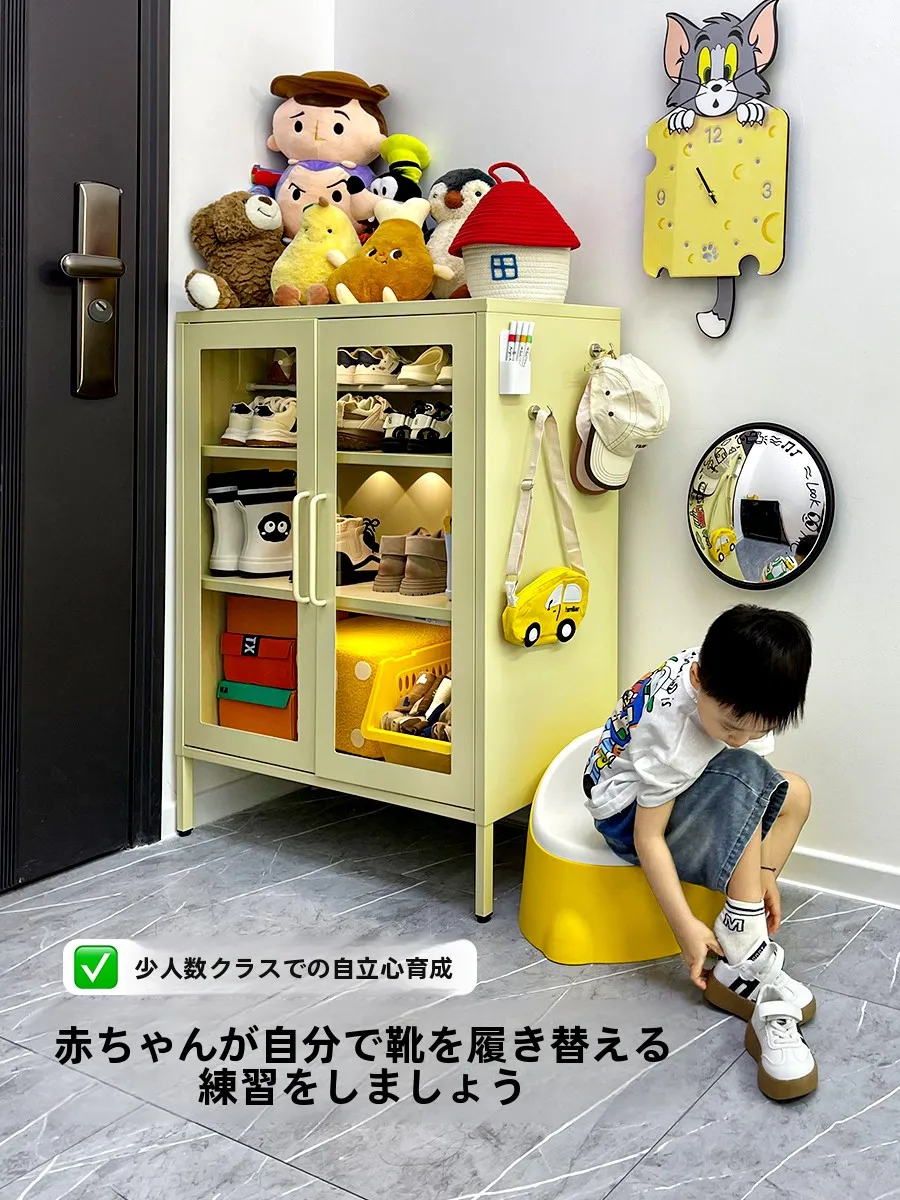 玄関用二重扉子供靴収納キャビネット：マンション・賃貸向けのコンパクト収納解決策