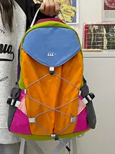 カラフルなデザインの軽量バックパック【雨色・学生向け・アウトドア用】
