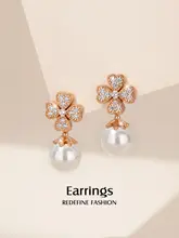 四葉クローバーのシルバーピアス【秋冬用・個性的・美しいデザイン】