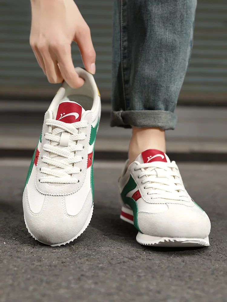 airmax720：轻量缓震设计下的日常通勤与休闲穿搭解决方案