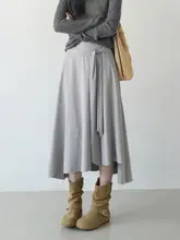 春夏用 グレー系 ラップ風デザイン スカート【ゆったりしたシルエット・不規則な裾・優しい雰囲気】
