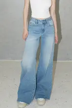 フレアデニムパンツ【中腰・ヴィンテージブルー・女性用】