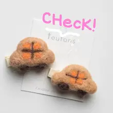 かわいい車デザインのウールフェルトヘアクリップ【バンスクリップ・大人向け・オリジナル手作り】