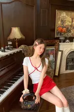 バイカラーVネック短袖Tシャツ【女性用・夏・リボン付き・シルエットを強調】（セットアップ対応）