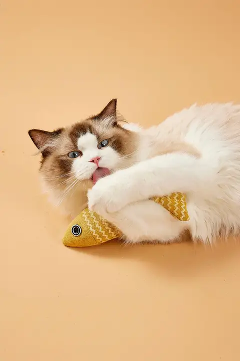 全猫対応 薄荷入り猫のおもちゃ 魚型【子猫用・解消・噛むおもちゃ】