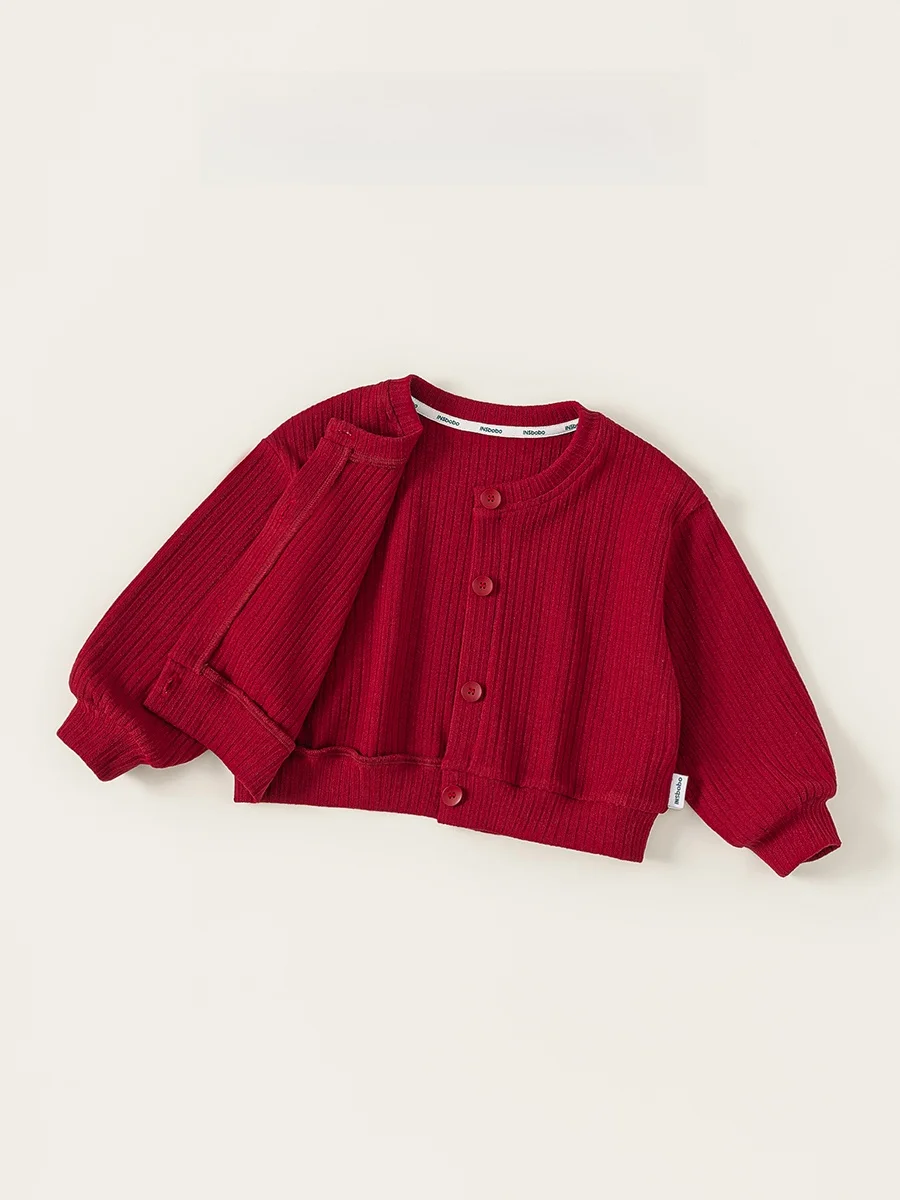 13度の秋に着せる2歳女の子の服は、どう選ぶ？