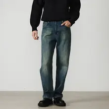 深い青色のデニムパンツ【メンズ・秋冬用・フィット・ストレートシルエット】