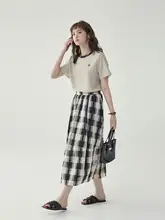 AMUU ブランド 薄型刺繍Tシャツ【レディース・夏用・ルーズフィット・丸首・短袖】