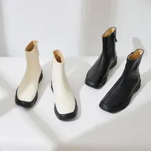 秋冬用 フランススタイルのショートブーツ【アンクル丈・小型デザイン】