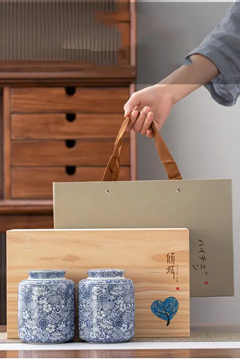 青花瓷製の茶葉缶【高級陶器・汎用茶葉パッケージ・実木ギフトボックス】
