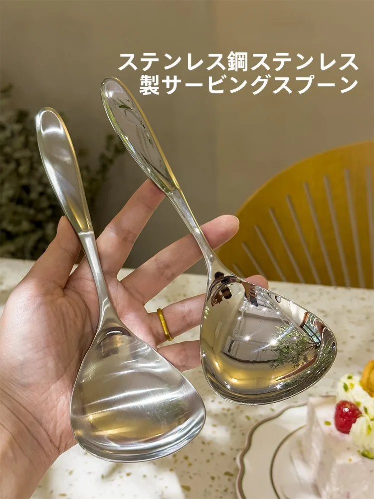 アメリカ輸入サービングスプーン 1810ステンレス：使い勝手と耐久性を評価