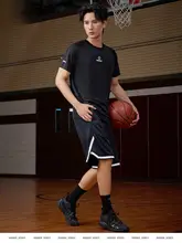 RIGORER 通気性に優れた男性用トレーニングTシャツ【夏用・ラウンドネック・アウトドア対応】