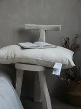 極上の柔らかさのリネンピロー【首を支える設計・快適睡眠サポート】