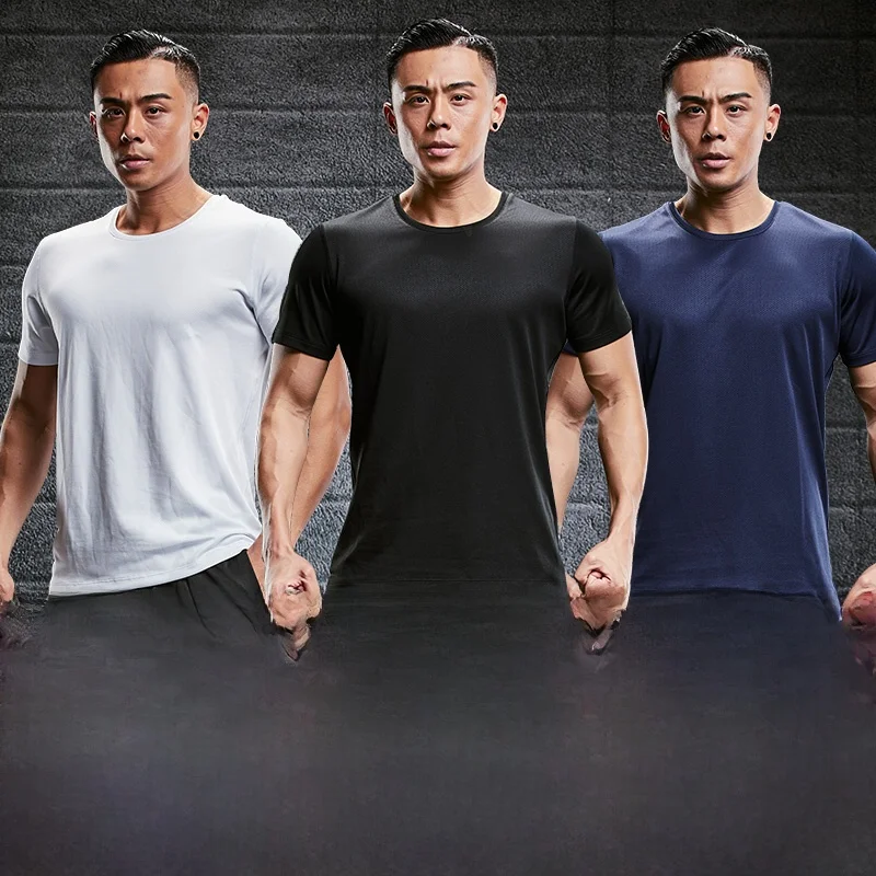 ストリートファッションの基本を徹底解説｜Tシャツ選びの秘密