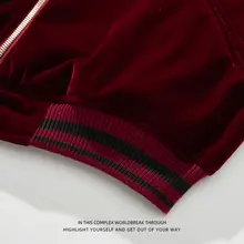 重厚な刺繍の龍年赤色中華風ジャケット【男女兼用・起毛素材】