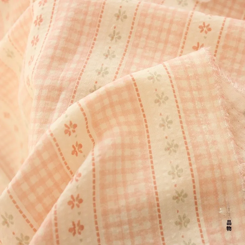 ハンドメイドの花柄生地【プリント布・服飾用・DIY】：ピンストライプパターンの実用性と適用シーン