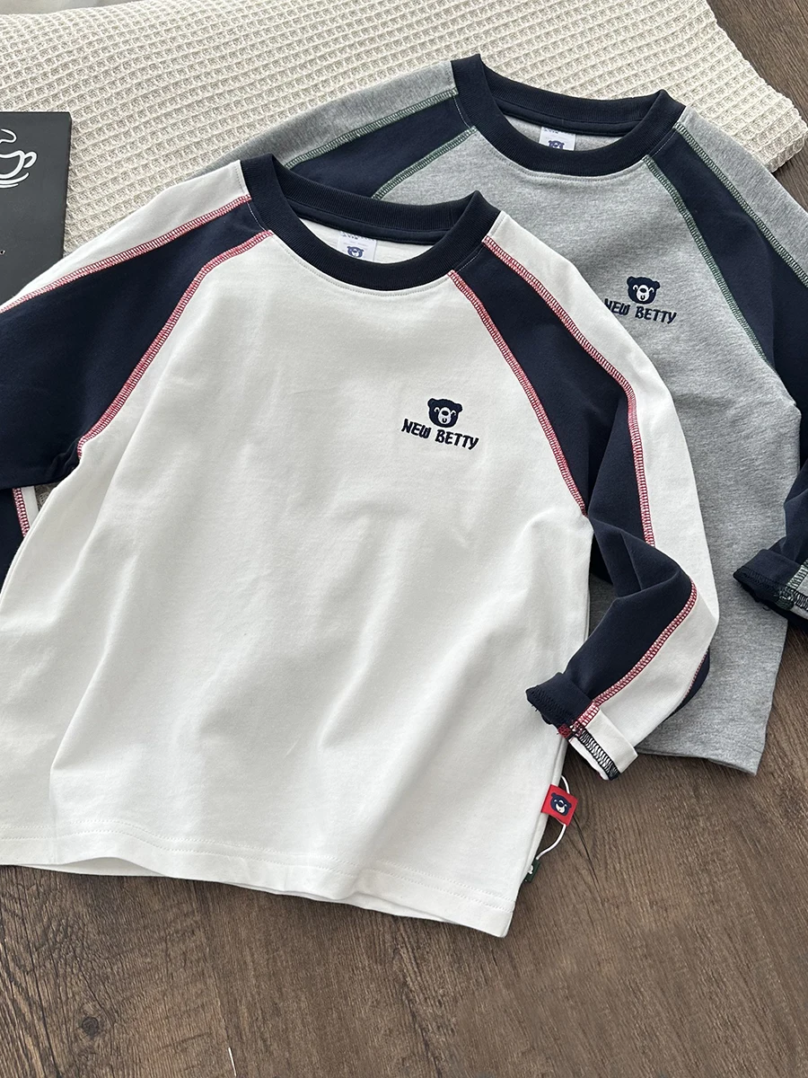 長袖Tシャツの重ね着スタイルをどう選ぶ？男の子向けのカジュアルアイテムが実は最強の理由