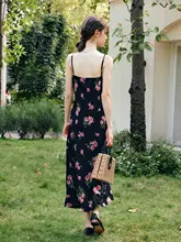 フラワープリントのキャミソールワンピース【春用・ウエストタイトデザイン】