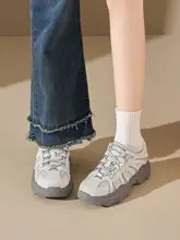 厚底タイプの女性用スニーカー【通気性メッシュ・アウトドア用・カジュアルデザイン】