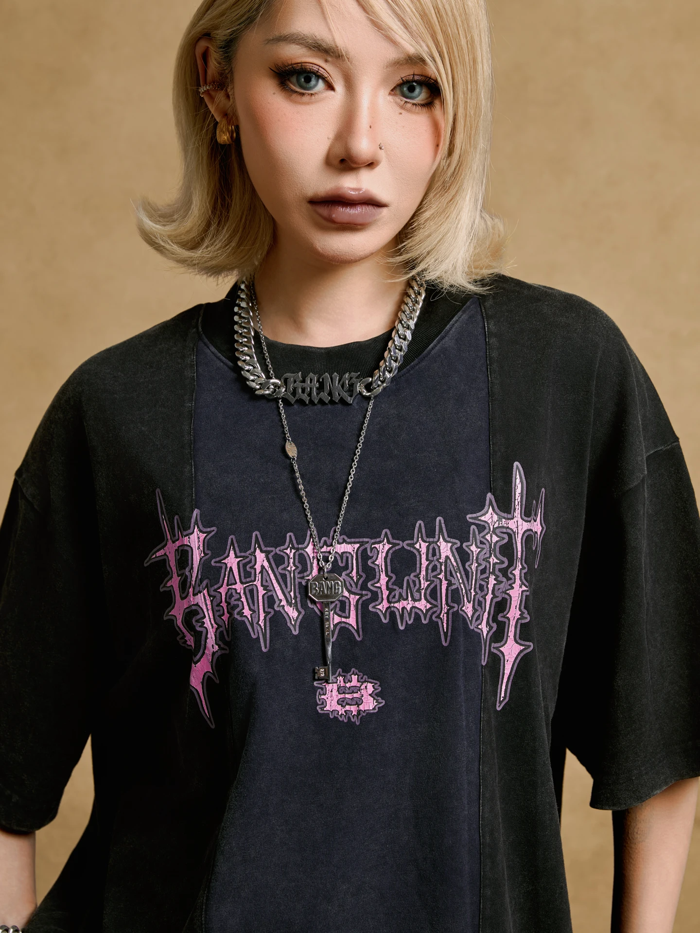 cropped t shirt はどんなときに着るべき？その選び方と組み合わせのコツを徹底解説