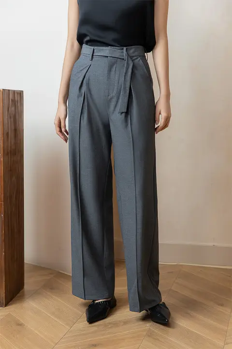 高級感漂うリボンデザインのダブルブレストパンツ【春夏用・中高腰・体型カバー・レディース】（セットアップ対応）