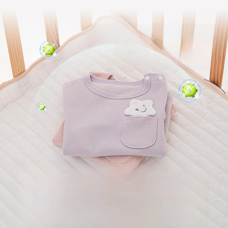 1歳 寝る 時 に おすすめ の 赤ちゃん服：童恋初心の秋用セットアップ