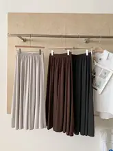 深灰色の糯米素材半身スカート【秋用・Aライン・体型カバー・カジュアル・フレア】