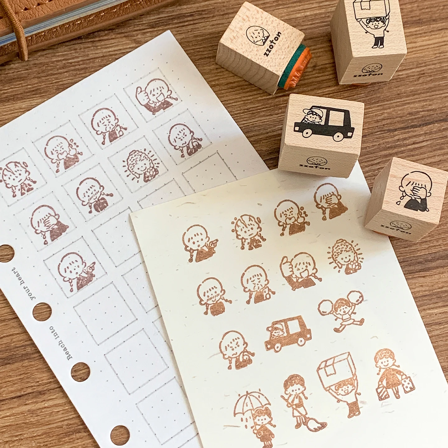 おたまじゃくしの顔とかめの顔、どちらが本当の「かわいさ」なのか？木製スタンプで答えを出す
