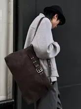 大容量 ショルダーバッグ【マットな質感・通勤向け・ハラジュクスタイル】