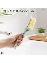 カラフルロングハンドルシューズブラシ【掛けられるタイプ・ソフトブラシ・靴の隙間掃除用】