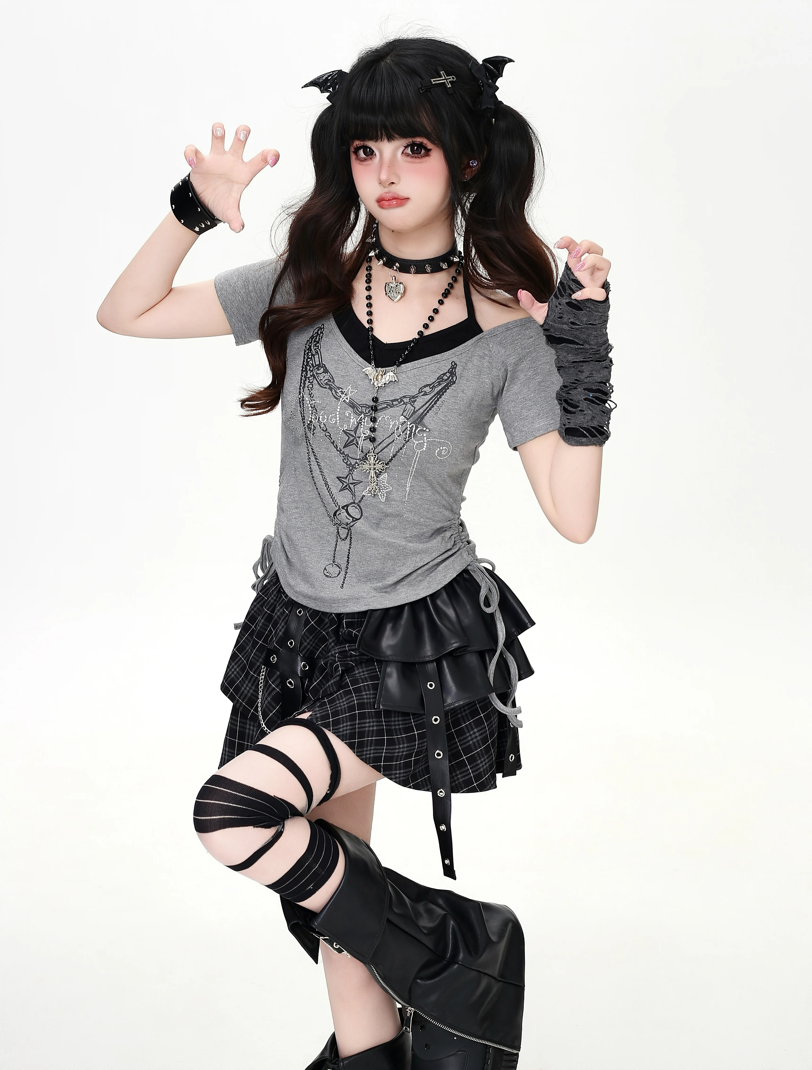 デザインプリントのネック レス風ハーフトップTシャツとは？ウエスト絞りで夏に最適な美式スタイルの実態