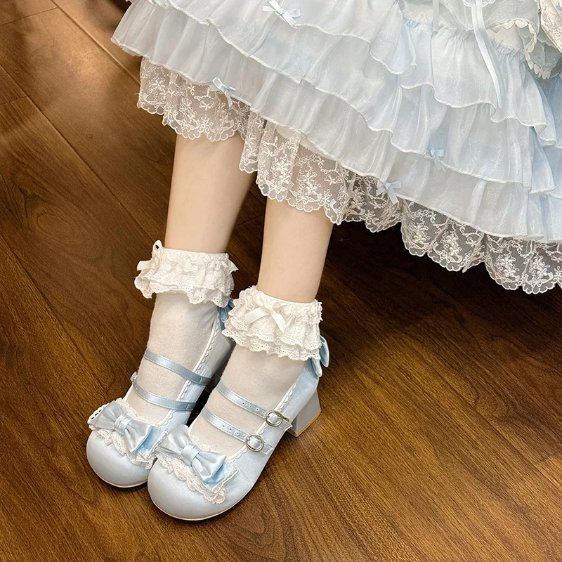 かわいいデザインのサテン製ラウンドトゥ中ヒールシューズ【ロリータ風】
