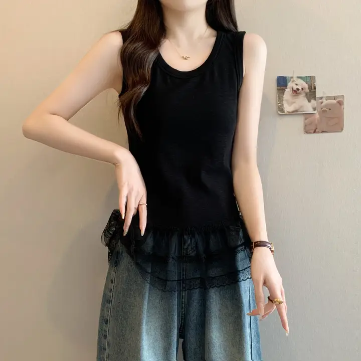 レース切り替えのキャミソール【大きいサイズ・重ね着対応・体型カバー・美しいデザイン】（セットアップ対応）