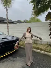 魅力的な女性のコーディネート【長袖カーディガン・キャミソール・ハイウエストスカート・ロングスカート】（セットアップ対応）